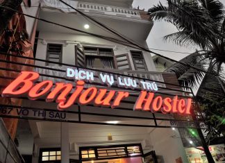 Bonjour Hostel Huế